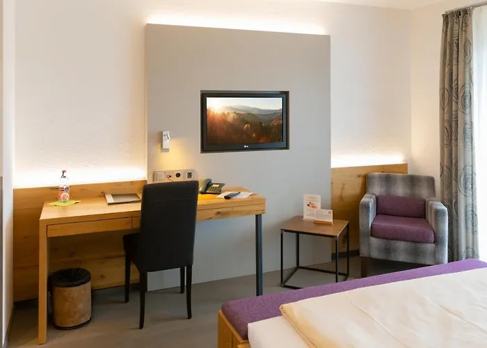 比尔豪斯尔餐厅酒店 酒店