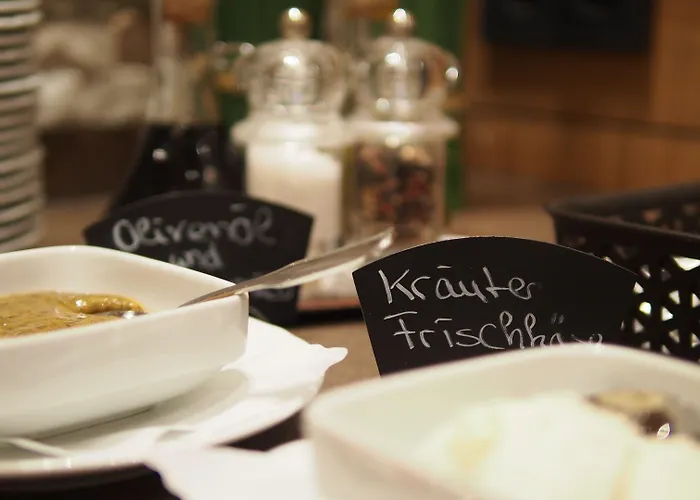 比尔豪斯尔餐厅酒店 酒店