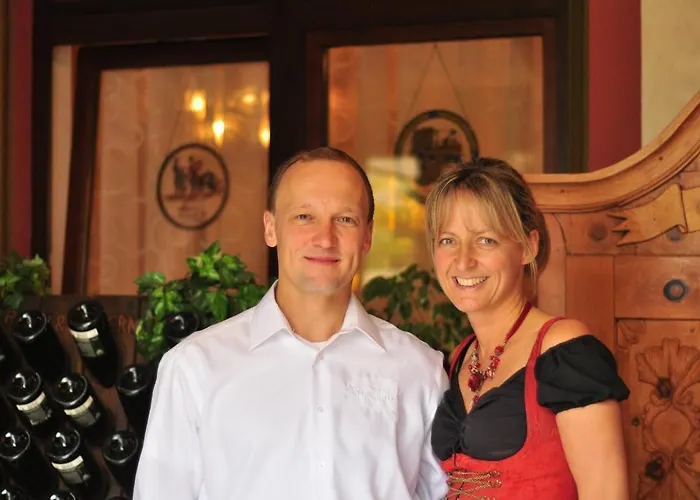 比尔豪斯尔餐厅酒店